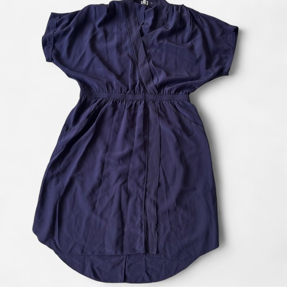 Aritzia Wilfred 100% Silk Faux Wrap Deep Purple Dress with Pockets Feminine Sz M - Picture 4 of 8